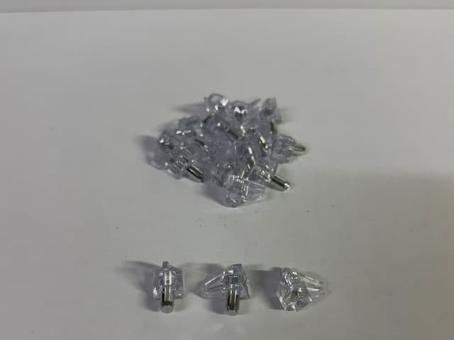 Ménsulas transparentes de 5 mm para repisa, con su perno metálico